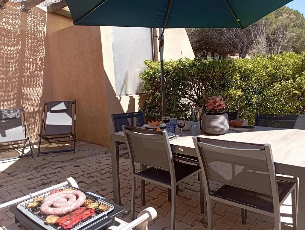 Apartamento Capibay Six-Fours-les-Plages 0*,  Francia
